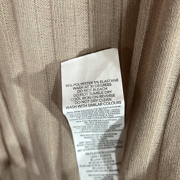 Nasty Gal Long Sleeve Taupe or Stone Dress. Size 4. - Picture 4 of 4